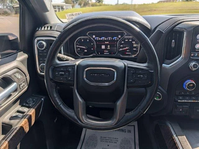 Used 2021 ONYX BLACK GMC Denali image 14