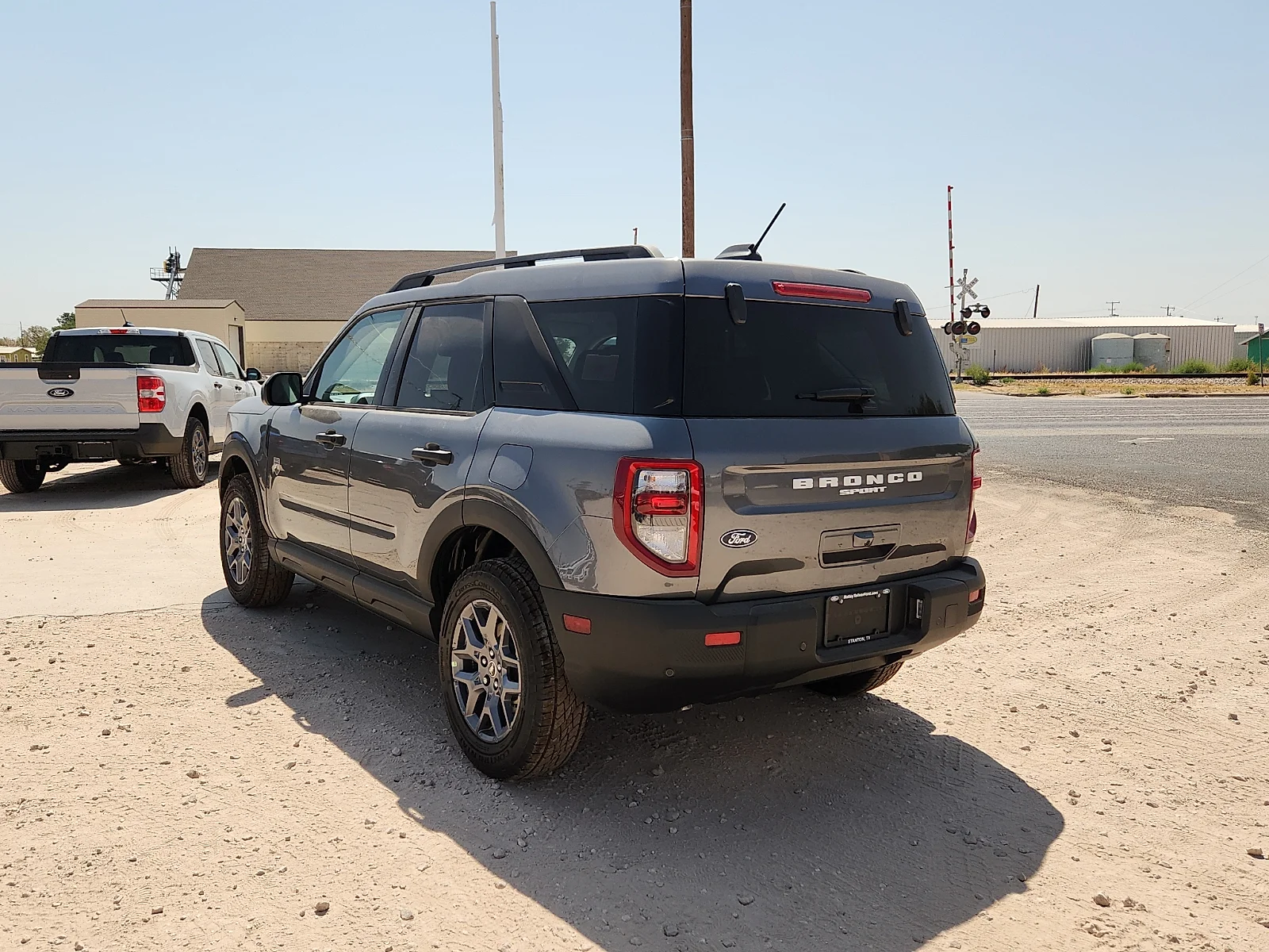 New 2026 Carbonized Gray Metallic Ford Big Bend image 5