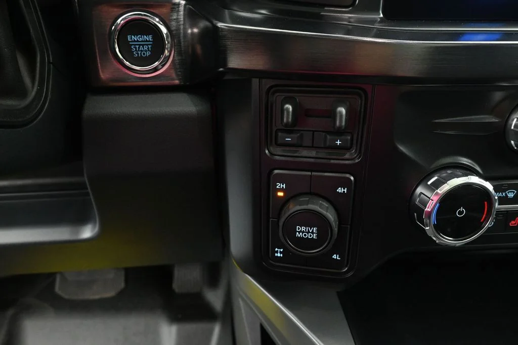 New 2026 Agate Black Metallic Ford Lariat image 23