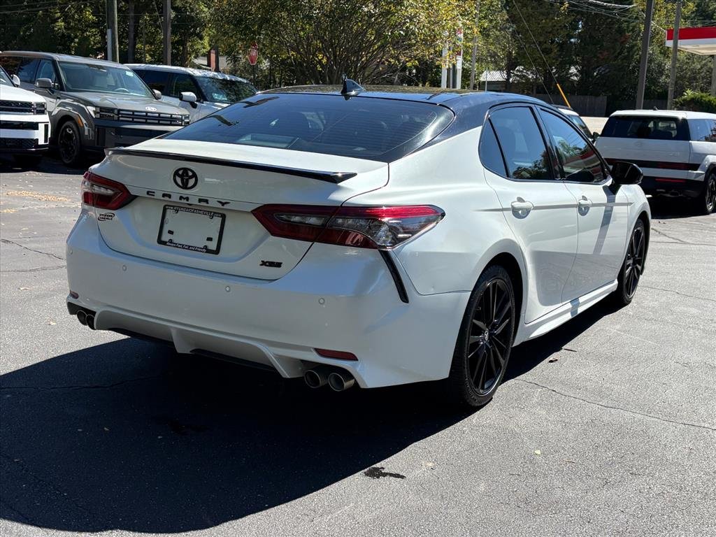 Used 2023 Wind Chill Pearl W/Midnight Black Metallic Roof Toyota XSE image 5