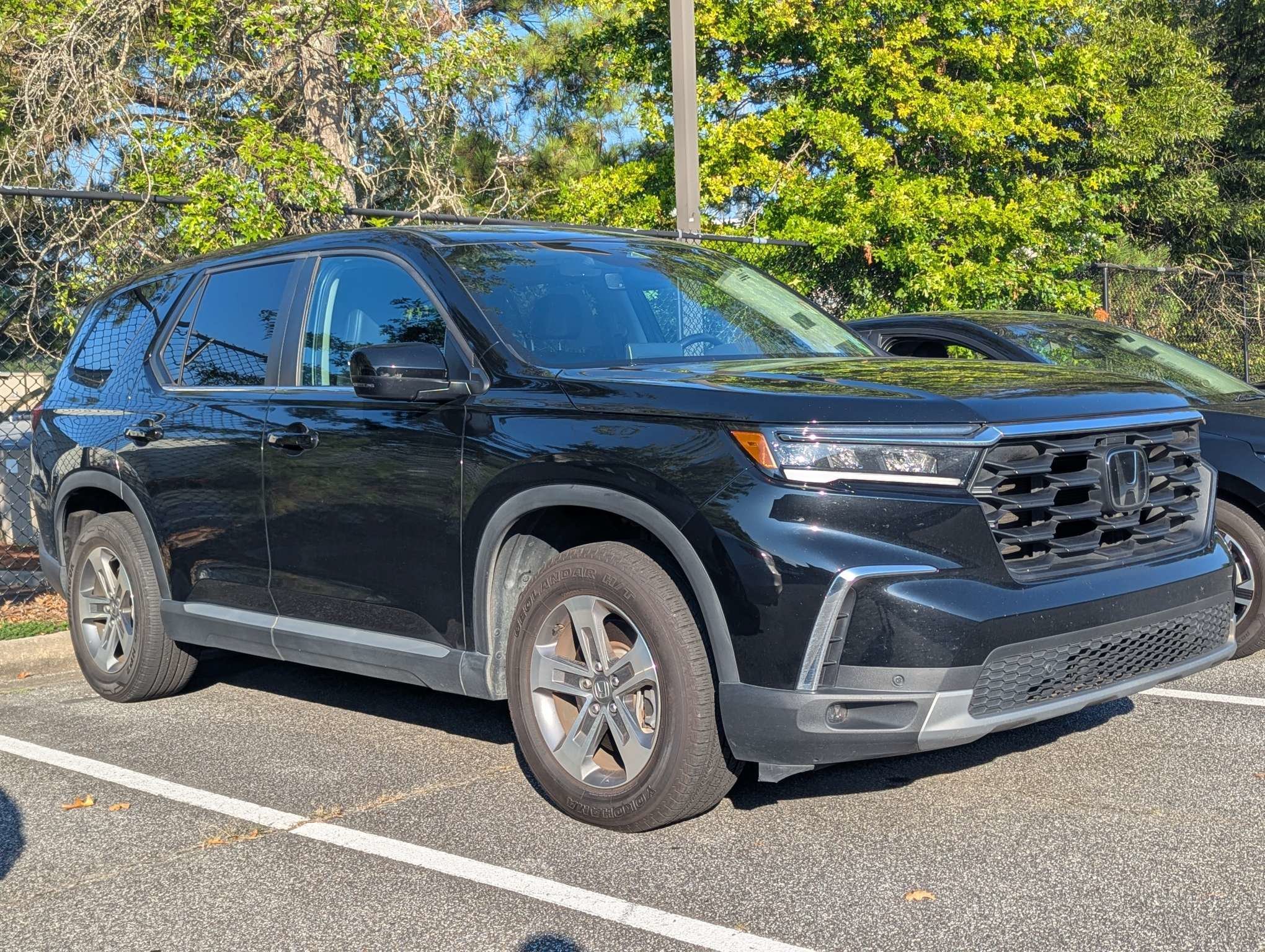 Used 2024 Black Honda EX-L image 1