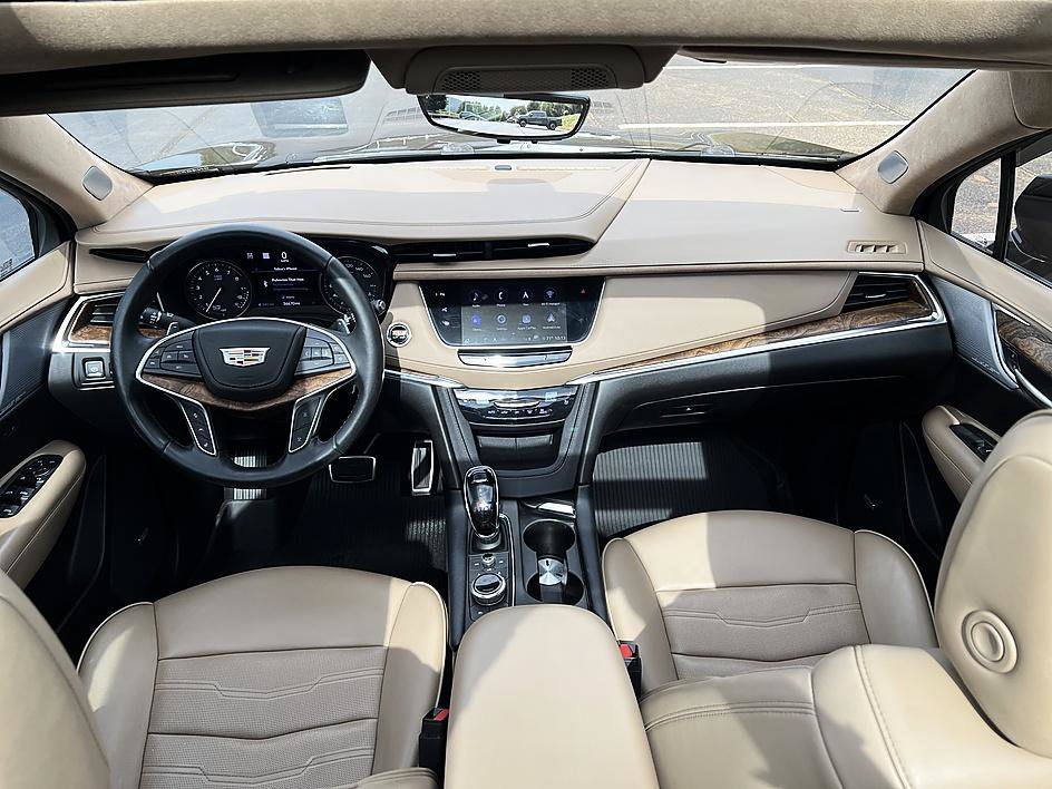 Used 2020 Garnet Metallic Cadillac Sport AWD image 19