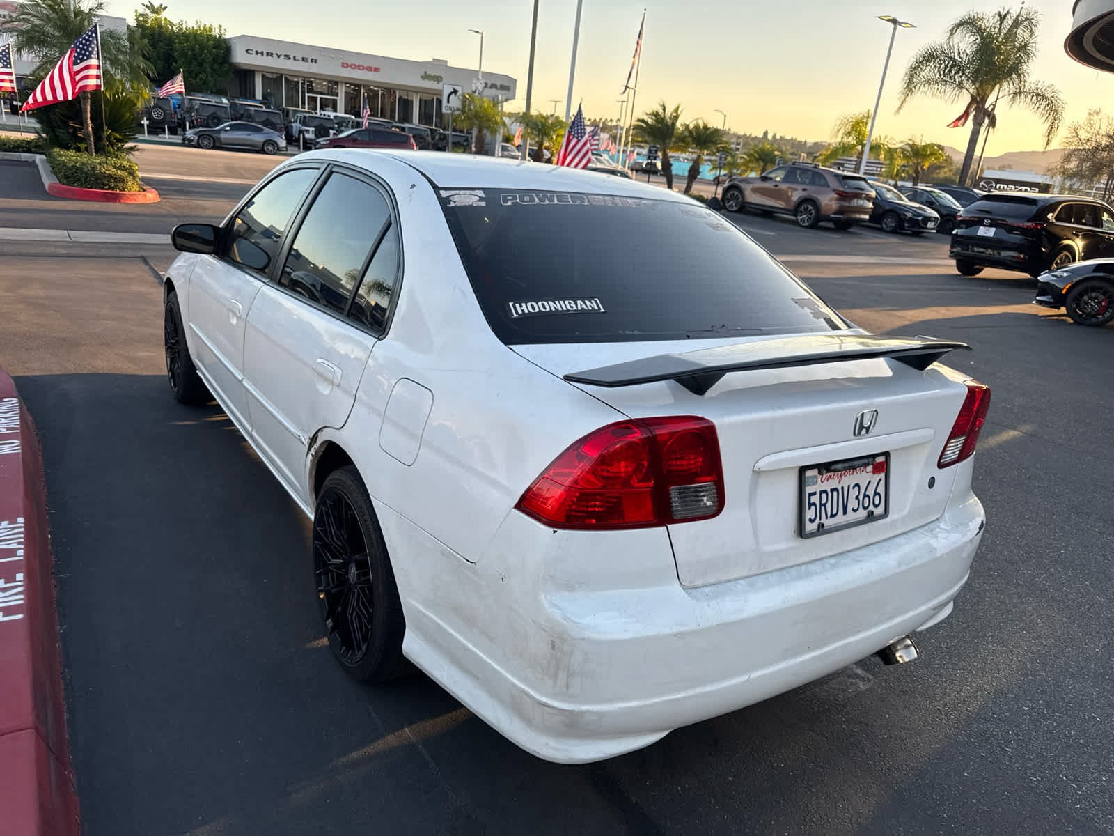 Used 2005 White Honda LX image 5