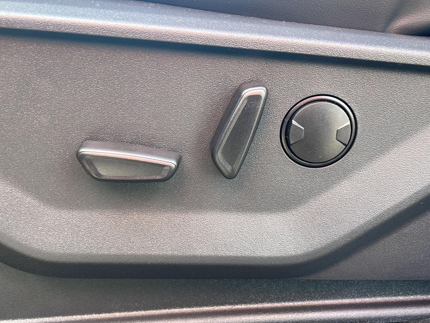 New 2026 Agate Black Metallic Ford Tremor® image 56