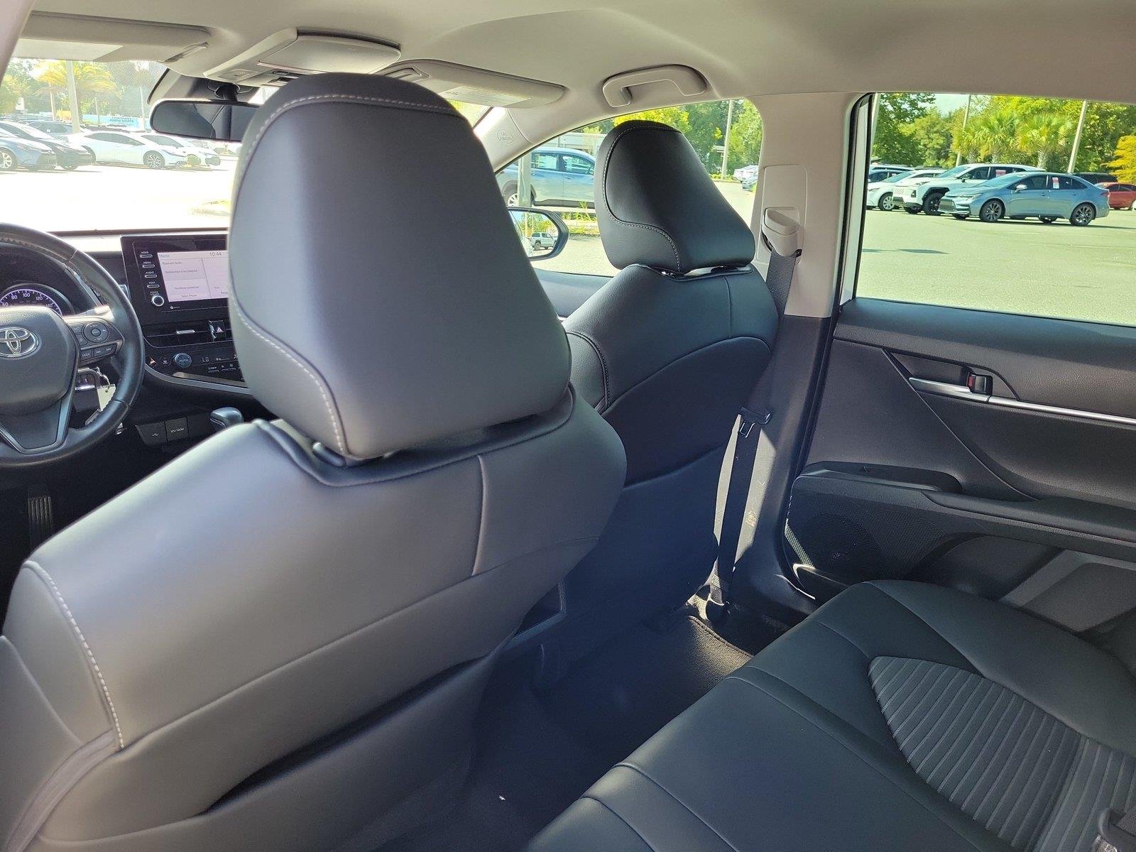 Used 2023 Ice Cap Toyota SE image 12