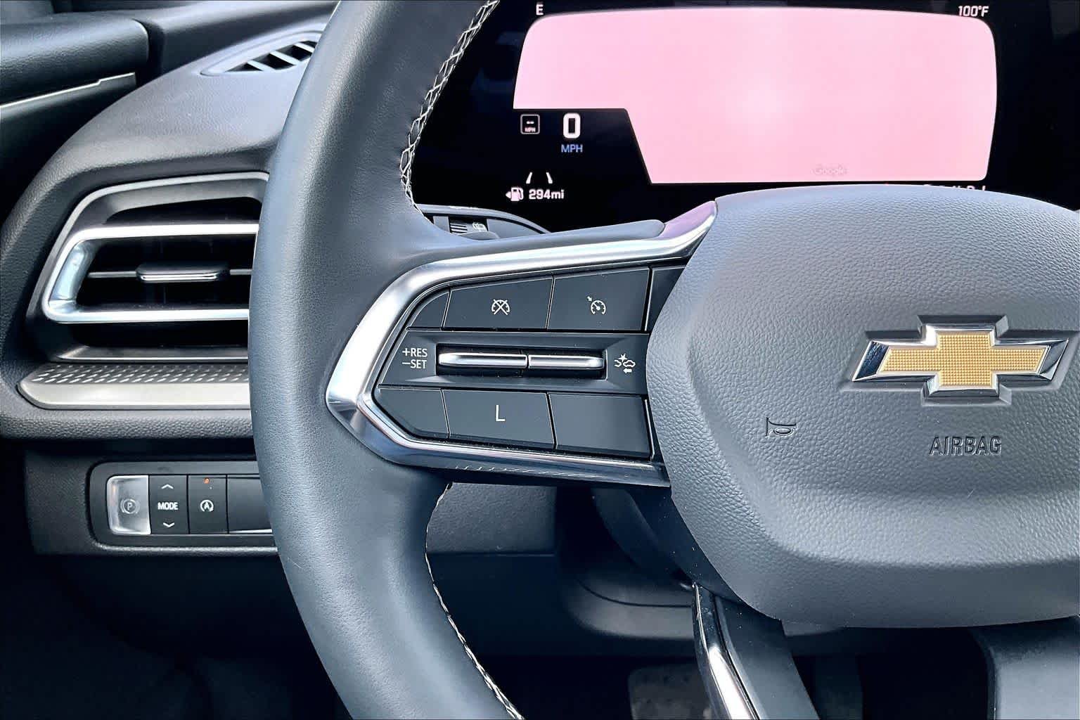 Used 2024 Sterling Gray Metallic Chevrolet FWD LT image 24