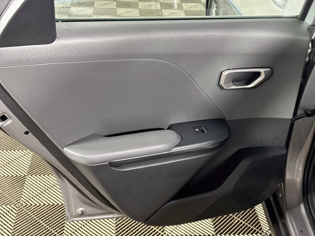 Used 2025 Gray Kia LXS image 18