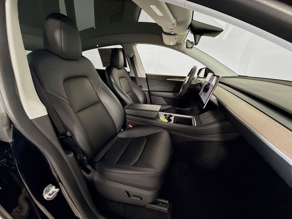 Used 2023 Solid Black Tesla Long Range image 28