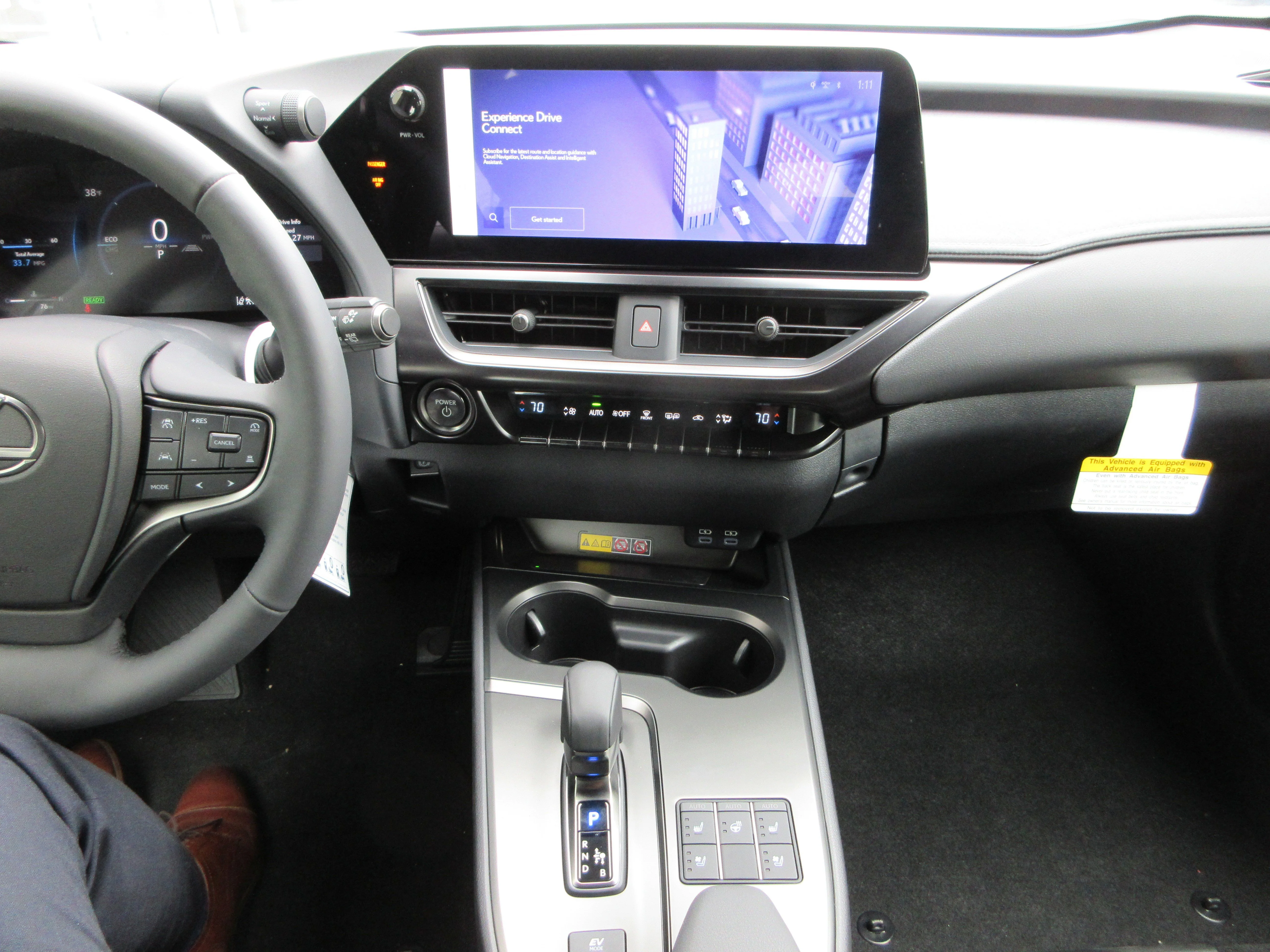 2025 Lexus UX 300h Premium - Photo 34