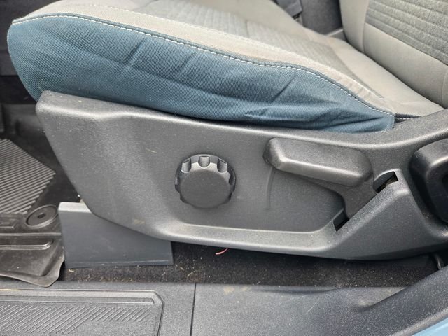 Used 2022 Black Ford Outer Banks image 12