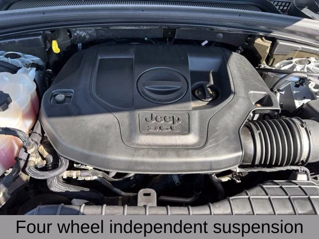 Used 2021 Silver Jeep Summit image 25