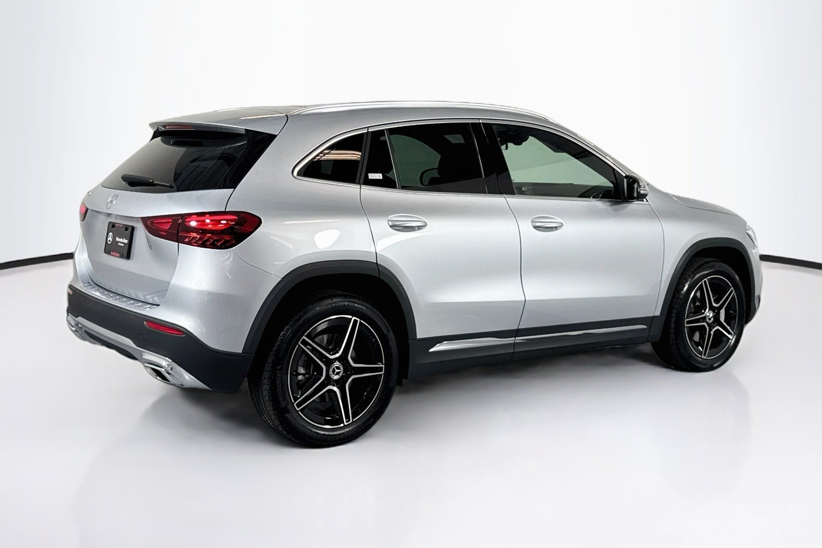 New 2026 Cirrus Silver Metallic Mercedes-Benz GLA 250 image 5