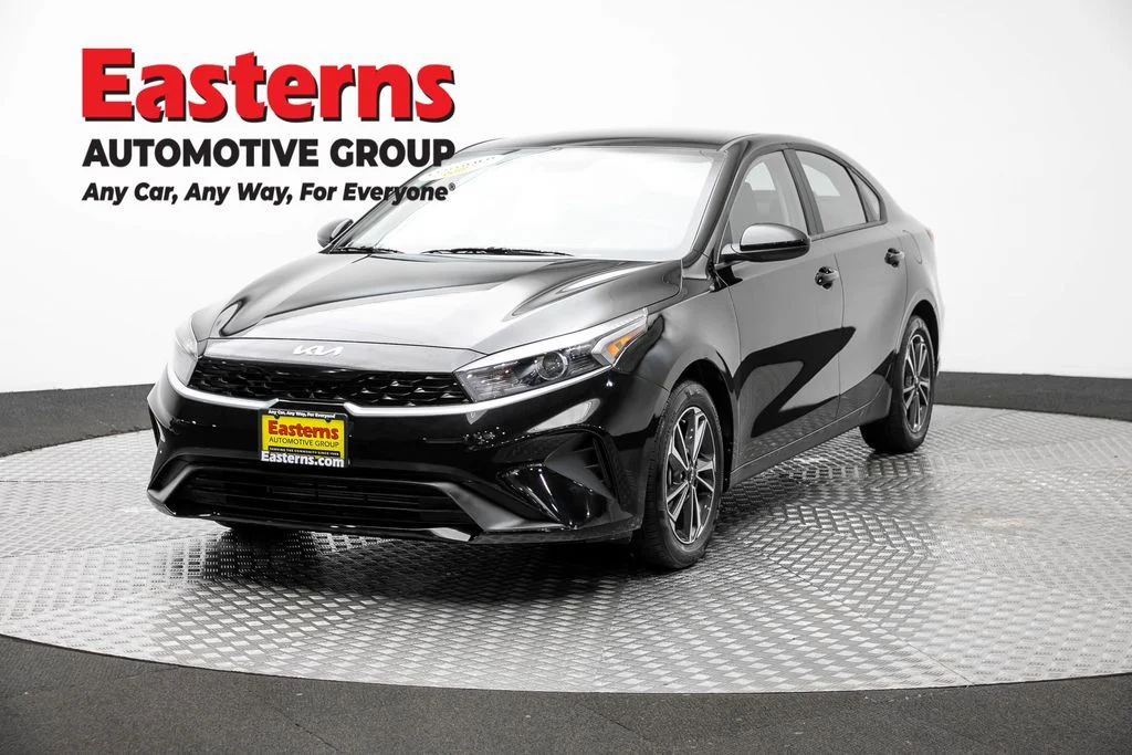 Used 2024 Black Kia LXS image 1
