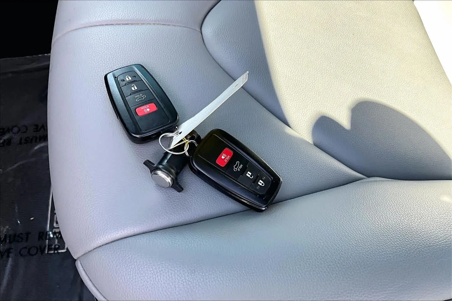 Used 2023 Celestial Silver Metallic Toyota XLE image 13