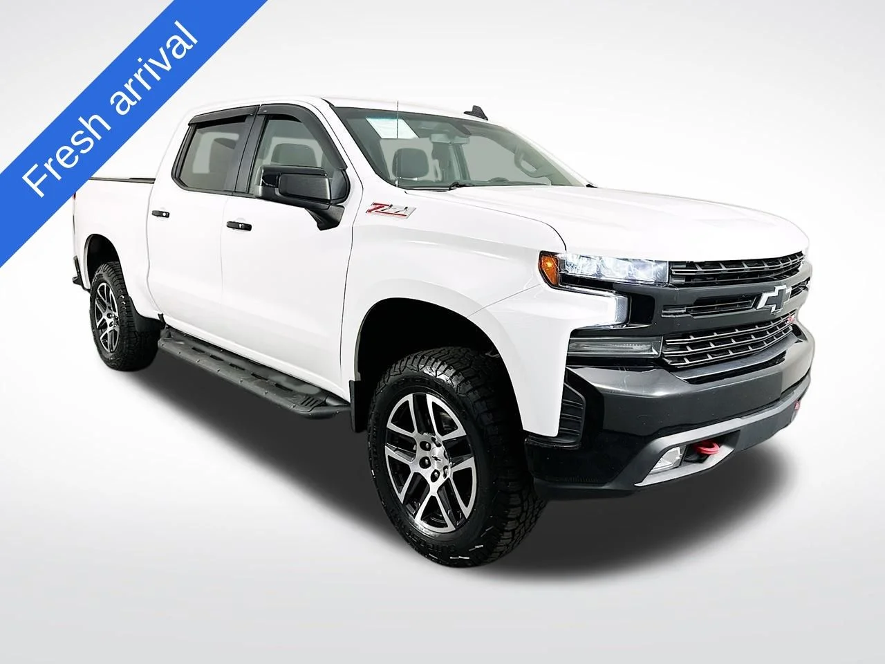 Used 2019 Summit White Chevrolet LT Trail Boss image 1