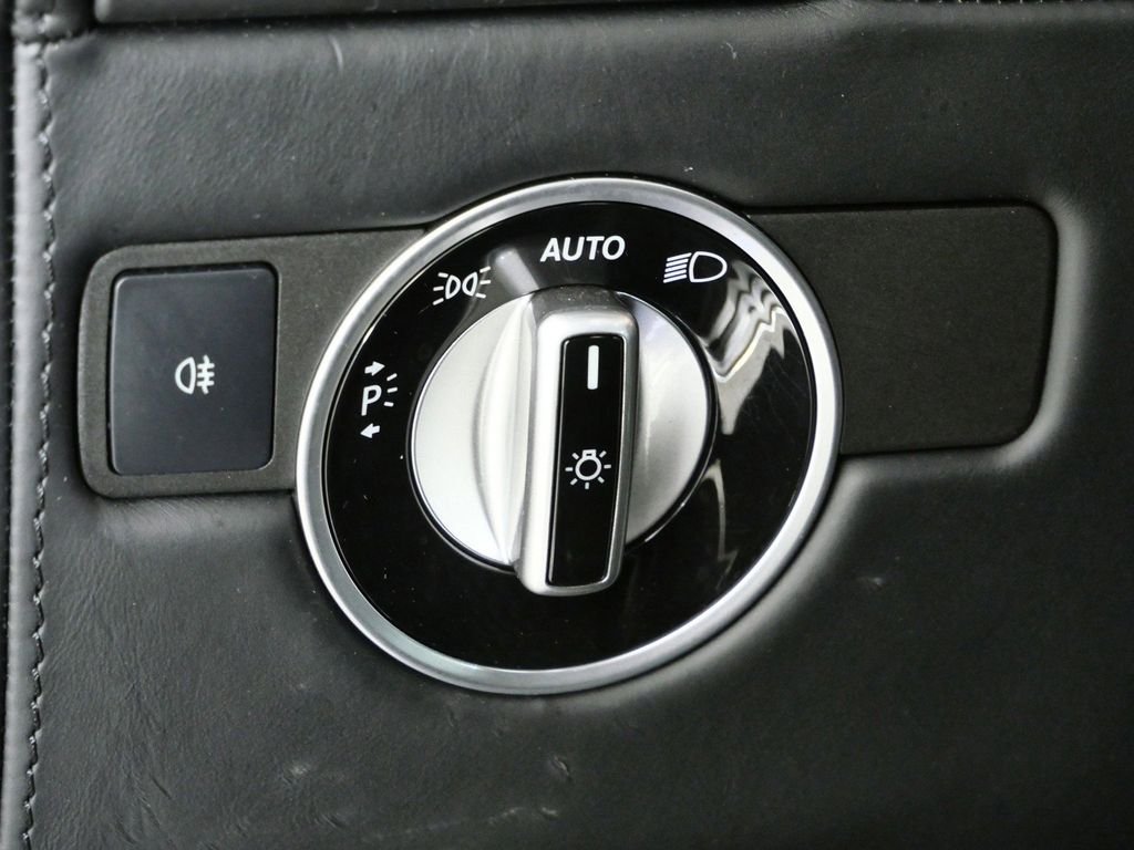 Used 2016 Silver Mercedes-Benz G 63 AMG® image 38