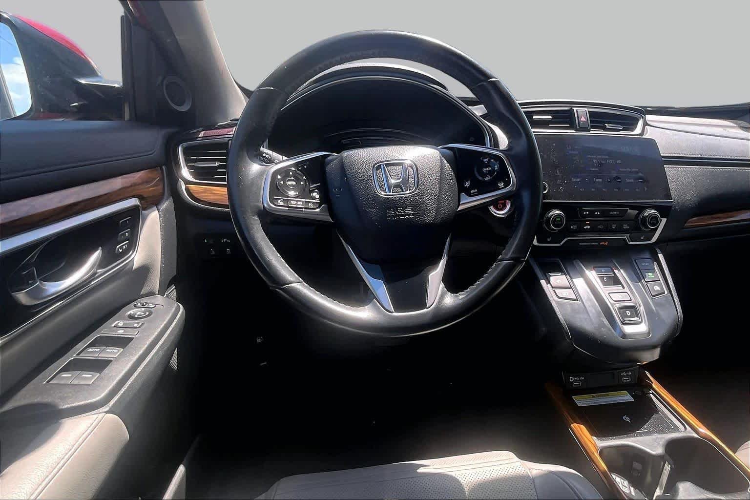 Used 2022 Radiant Red Metallic Honda Touring image 6