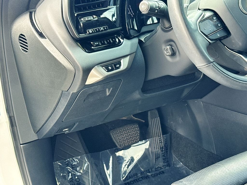 Certified Used 2023 White Pearl Lexus 350 Luxury image 18