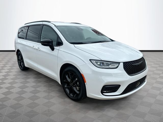 2026 Chrysler Pacifica