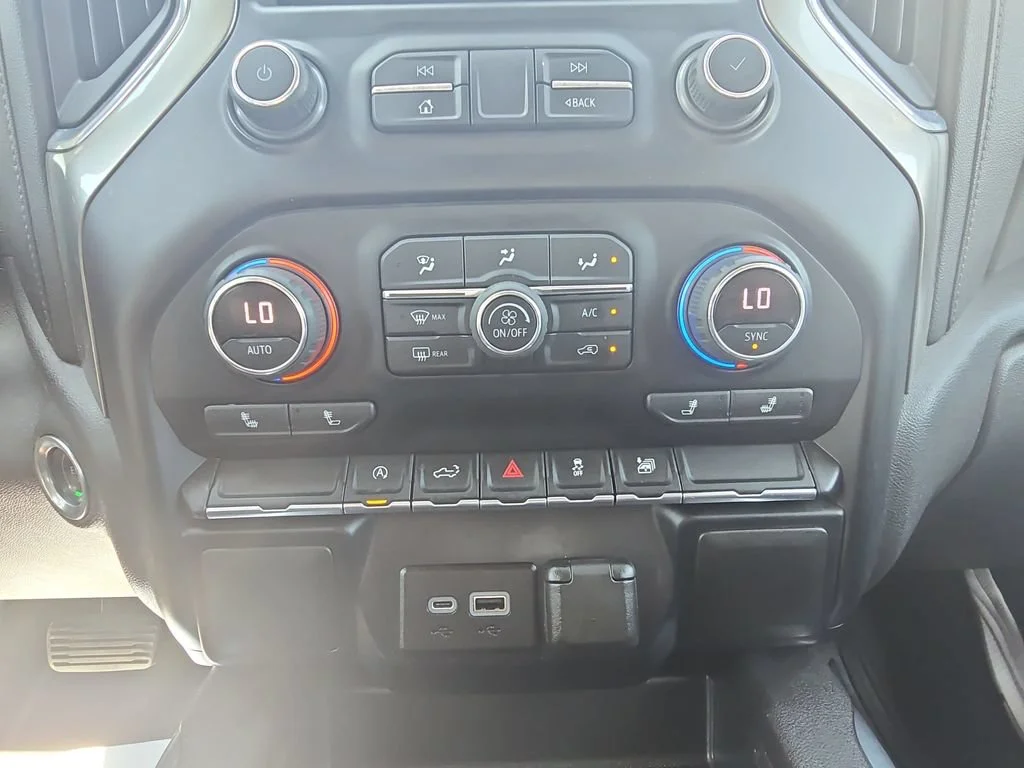 Used 2021 Oxford Brown Metallic Chevrolet RST image 24