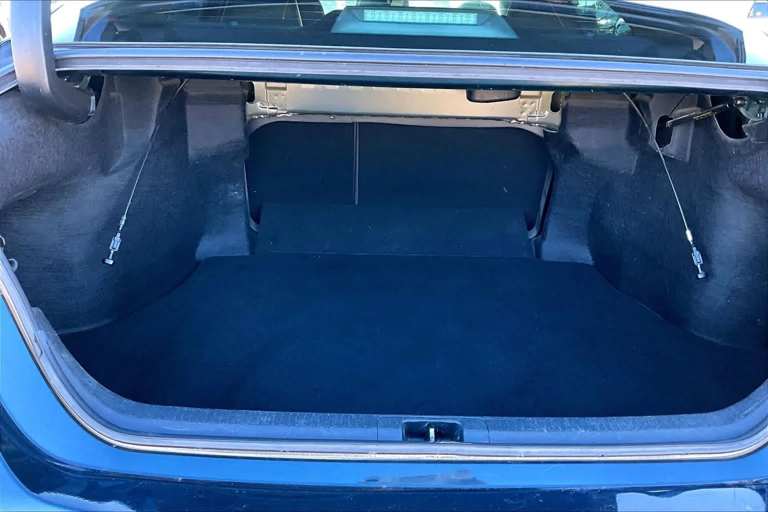 Used 2019 Galactic Aqua Mica Toyota SE image 28