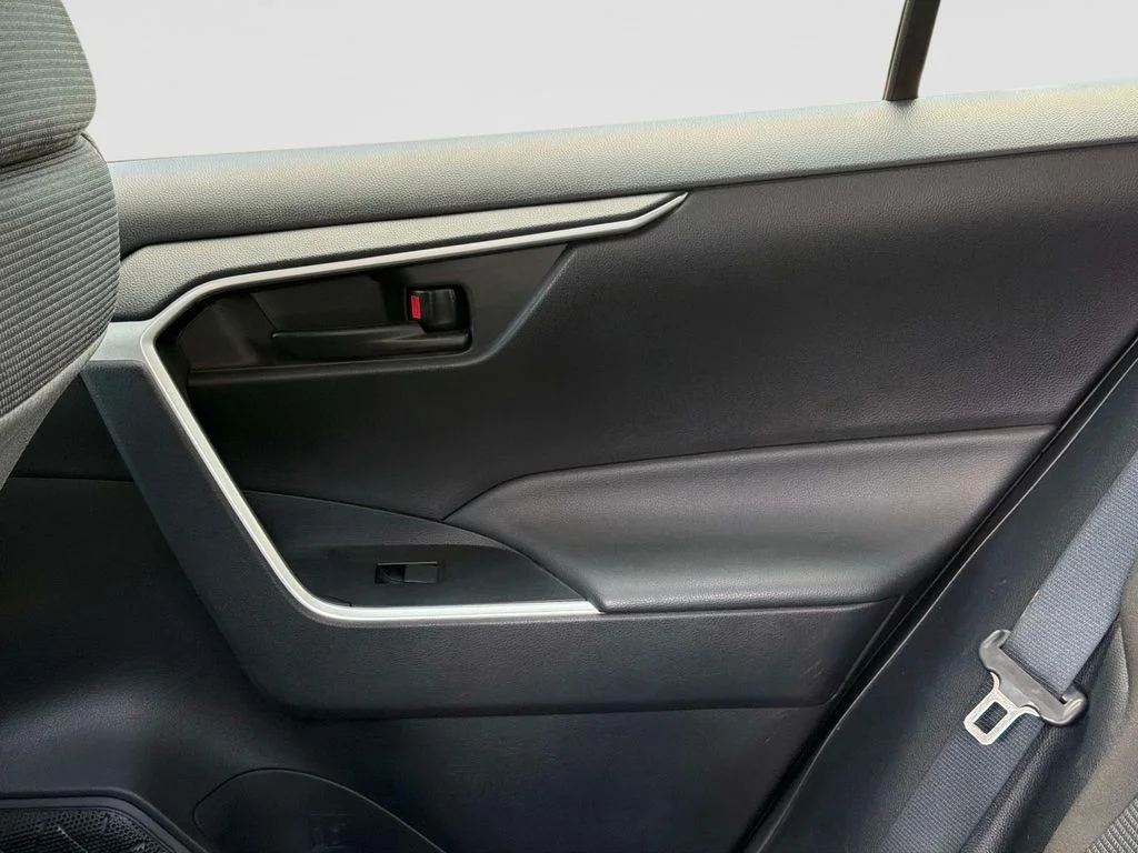 Used 2022 Silver Sky Metallic Toyota LE image 16