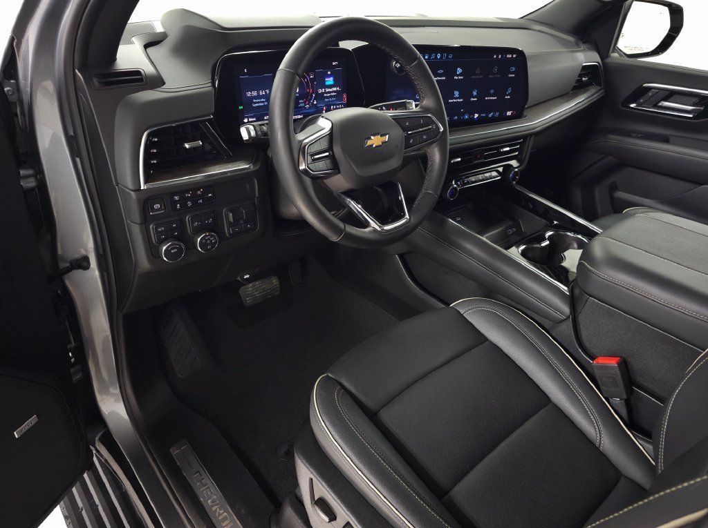 Used 2025 Gray Chevrolet Premier image 20