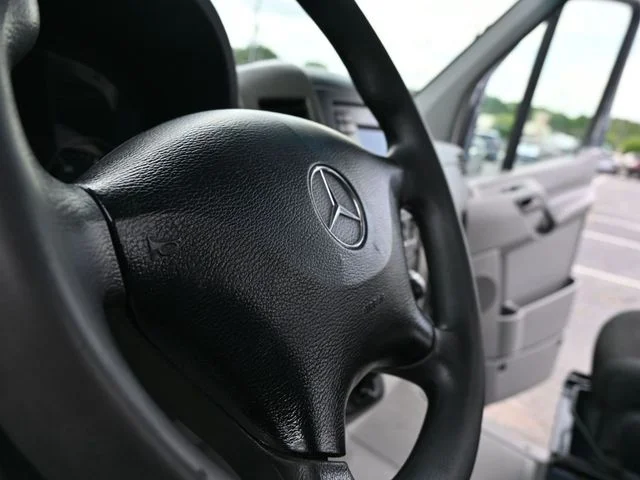 Used 2018 Gray Mercedes-Benz Cargo 144 WB image 20