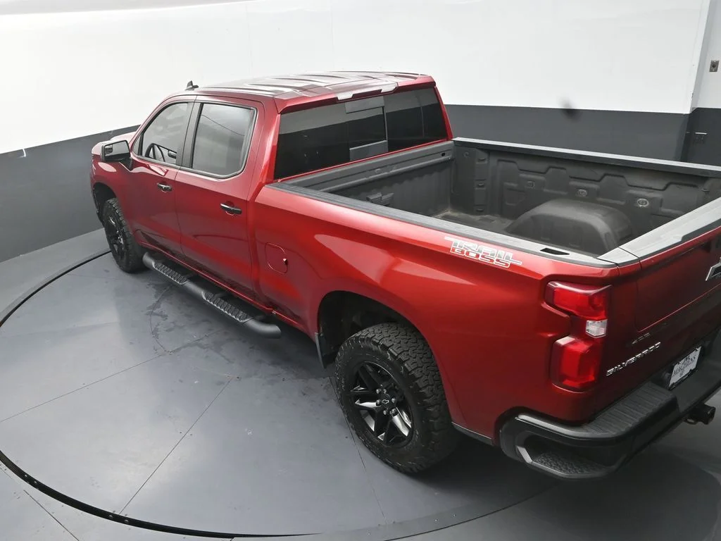 Used 2021  Chevrolet LT Trail Boss image 19