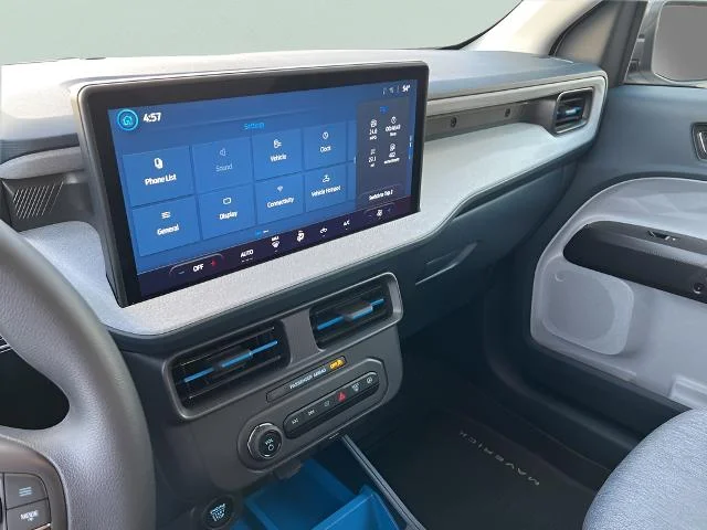 2025 Ford Maverick XLT - Photo 46