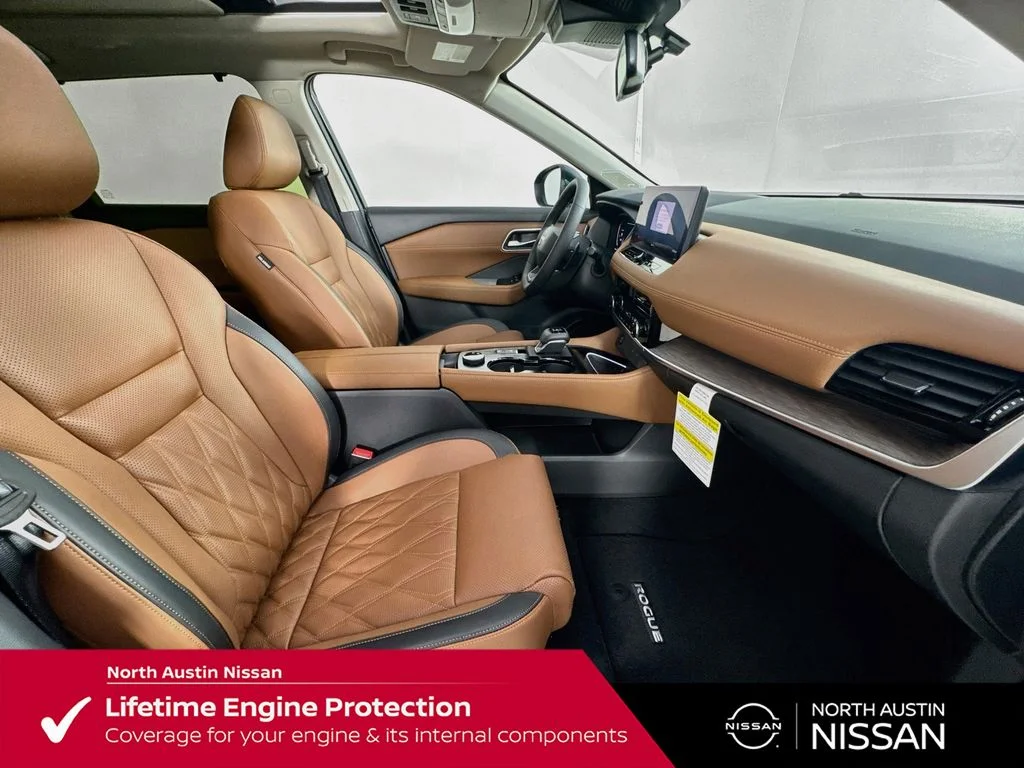 New 2026 Black Nissan Platinum image 37