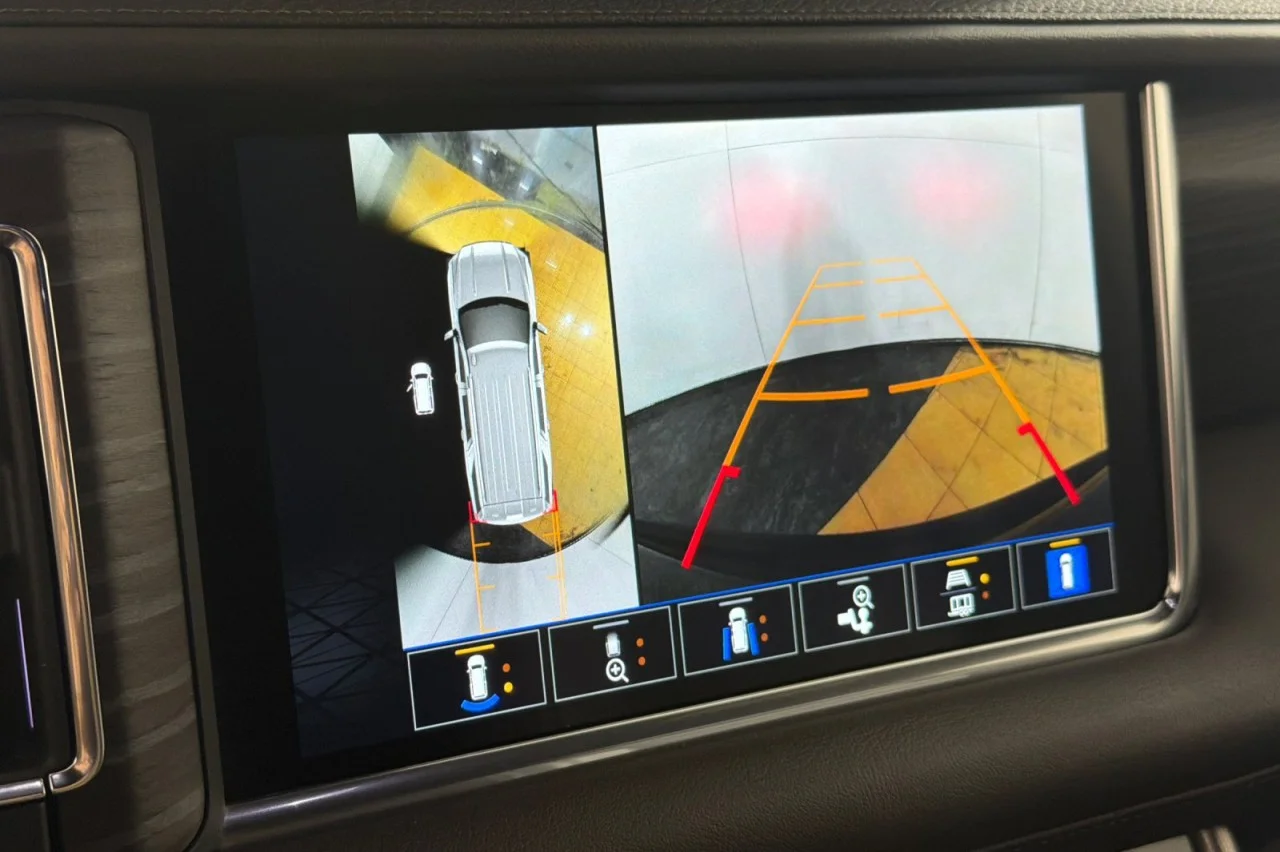 Used 2023 MIDNIGHT BLUE GMC Denali image 18