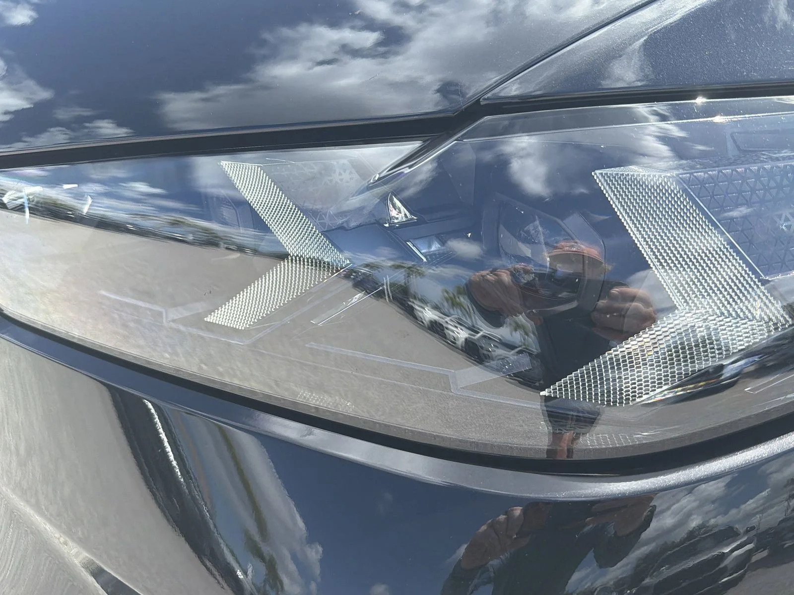 New 2026 Black Sapphire Metallic BMW sDrive40i image 8
