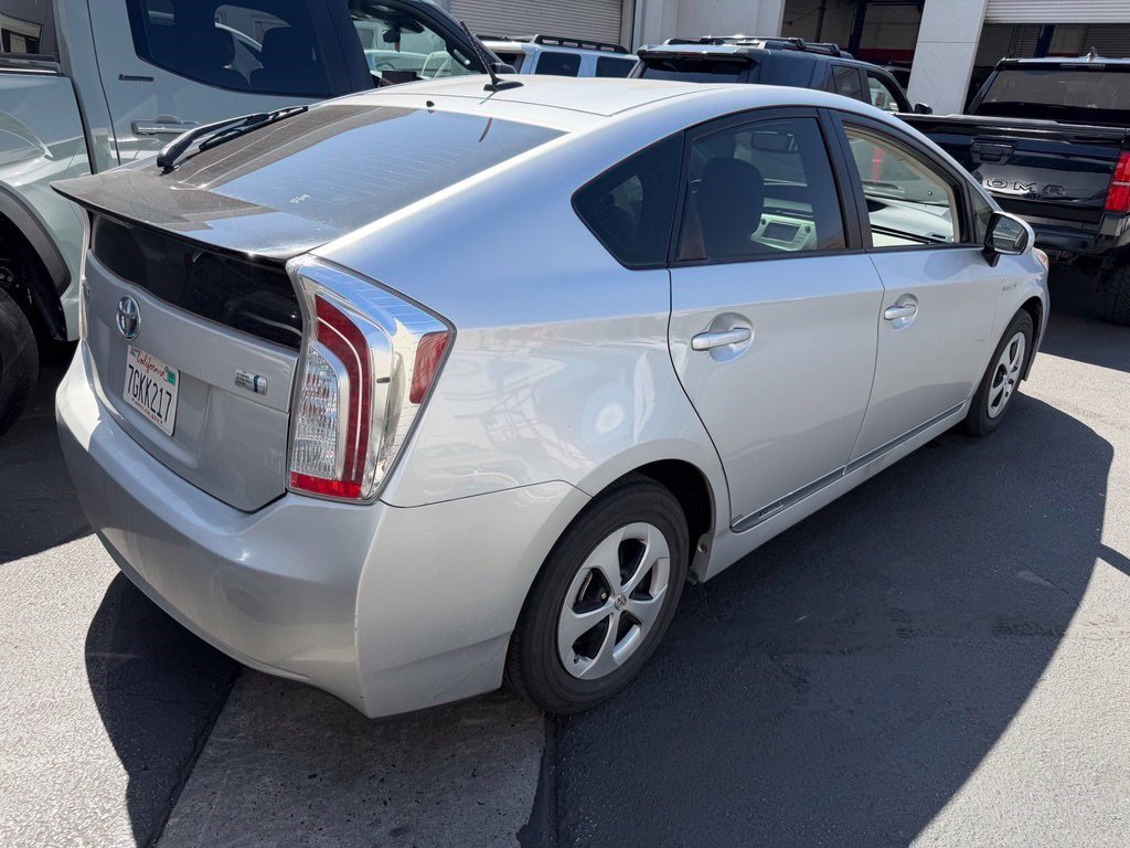 Used 2014 Classic Silver Metallic Toyota Four image 4
