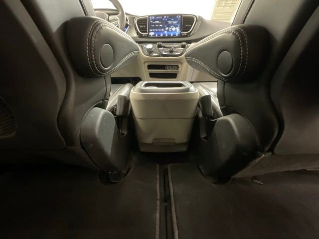 Used 2023 White Chrysler Touring L image 26