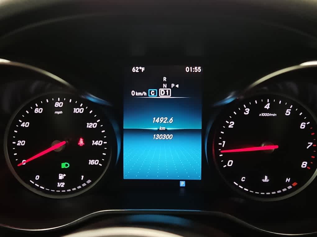 Used 2020 Graphite Grey Metallic Mercedes-Benz GLC 300 image 16