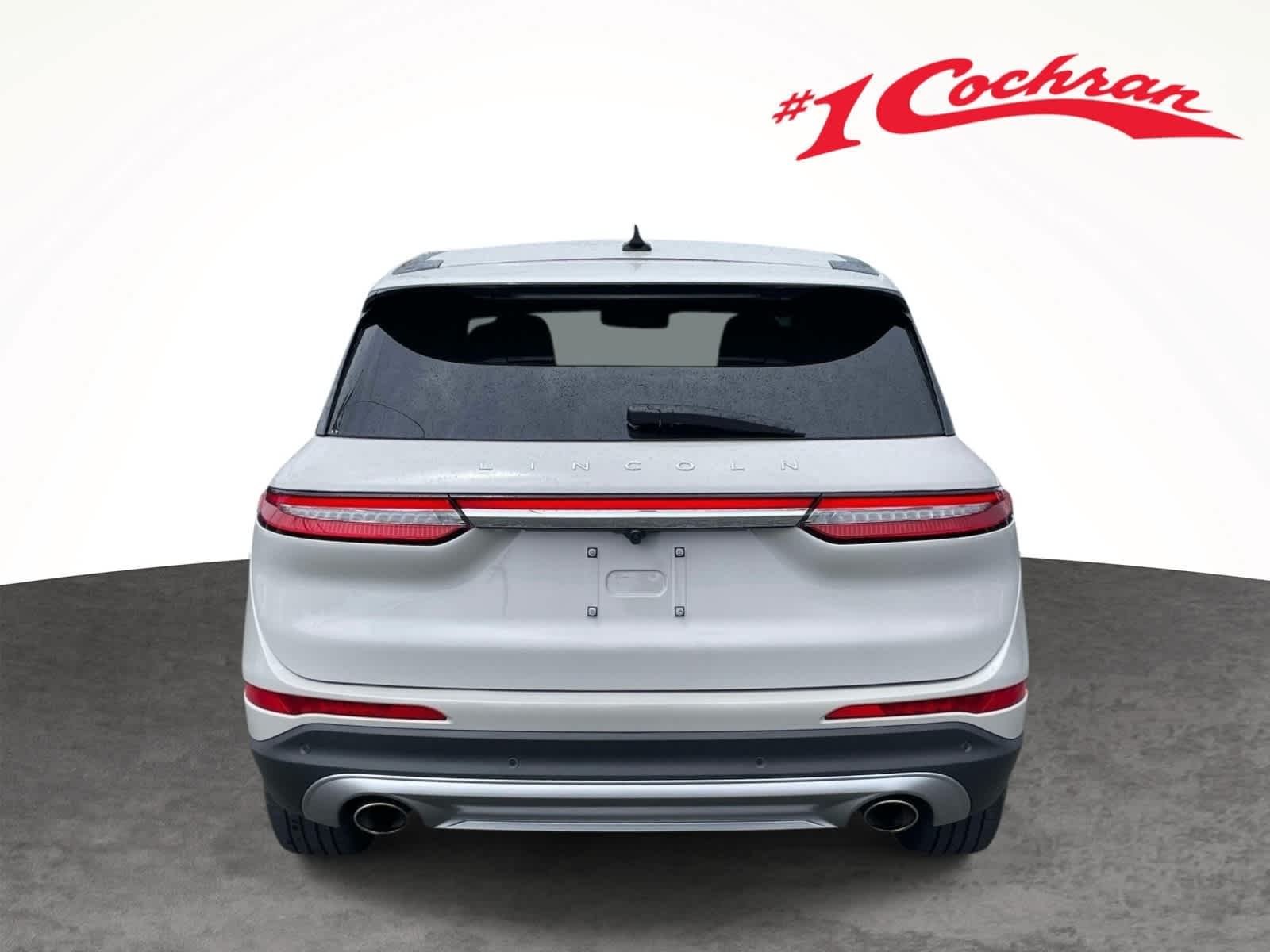 Used 2023 Ceramic Pearl Lincoln Standard image 8
