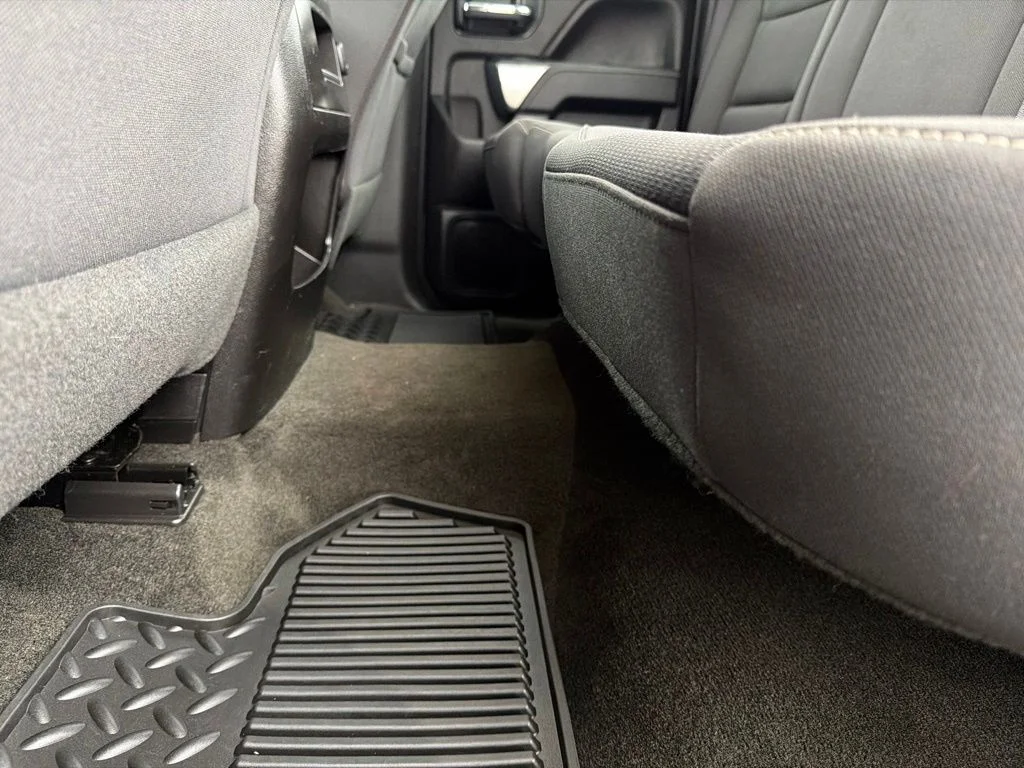 Used 2016 Gray Chevrolet LT image 18