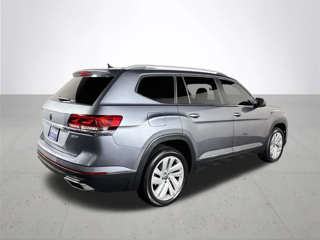 Used 2021 Gray Volkswagen 2.0T SEL image 6