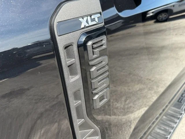 Used 2023 Black Metallic Ford XLT image 10