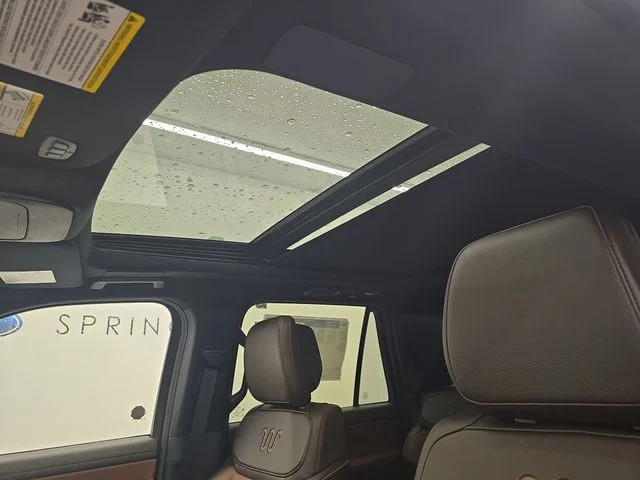 New 2027 Agate Black Metallic Ford King Ranch® image 32