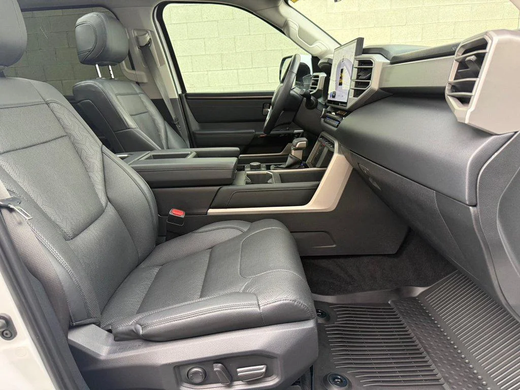 Used 2022 White Toyota LIMITED image 18