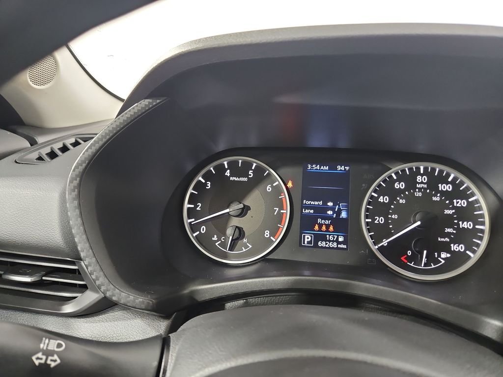 Used 2021 White Nissan S image 16