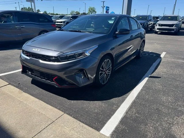 Used 2022 Gray Kia GT image 9
