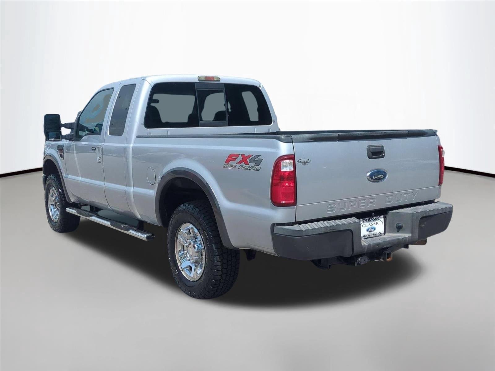 Used 2008 Silver Clearcoat Metallic Ford FX4 image 3