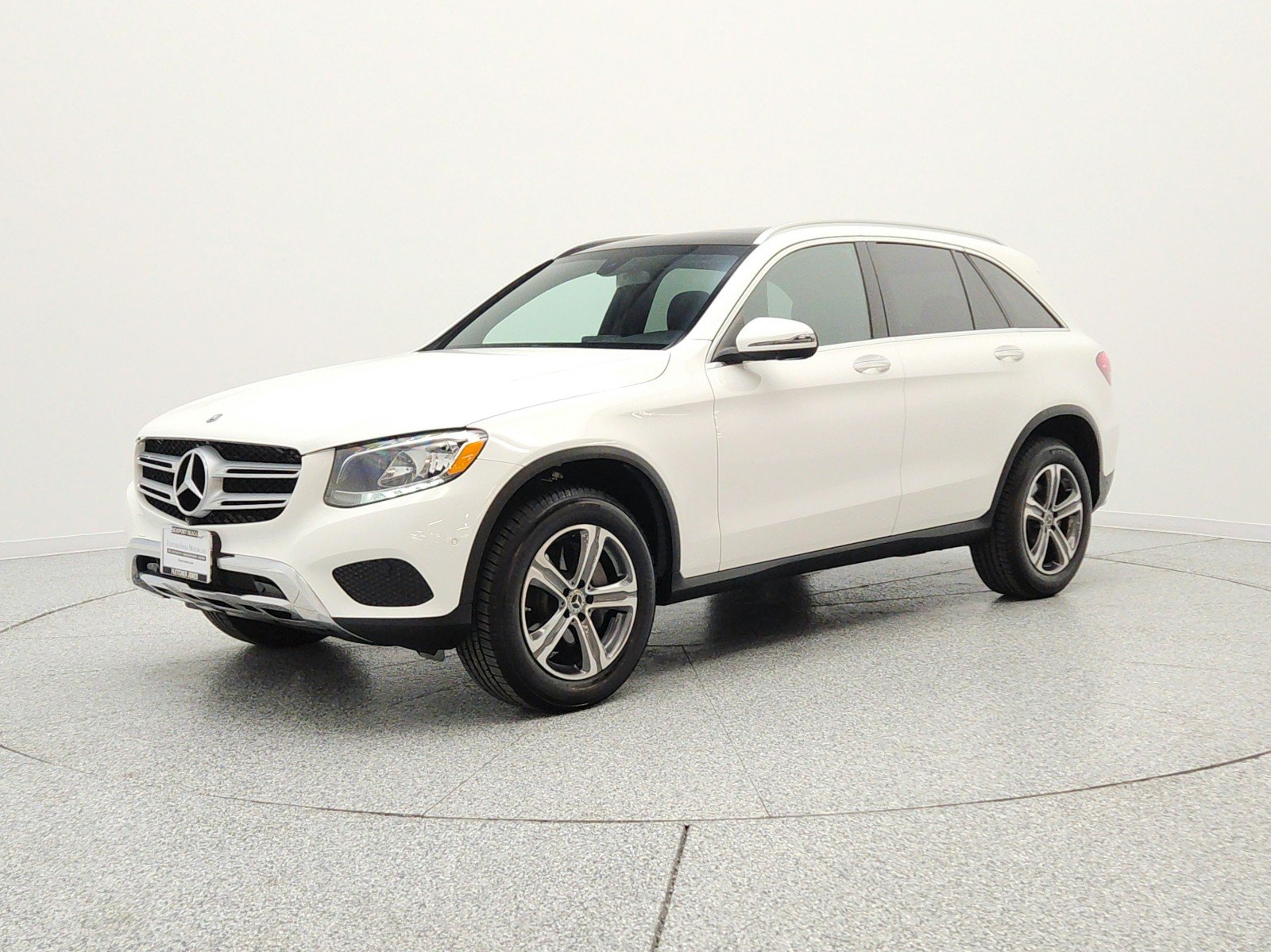 2019 Mercedes-Benz GLC GLC300's photo