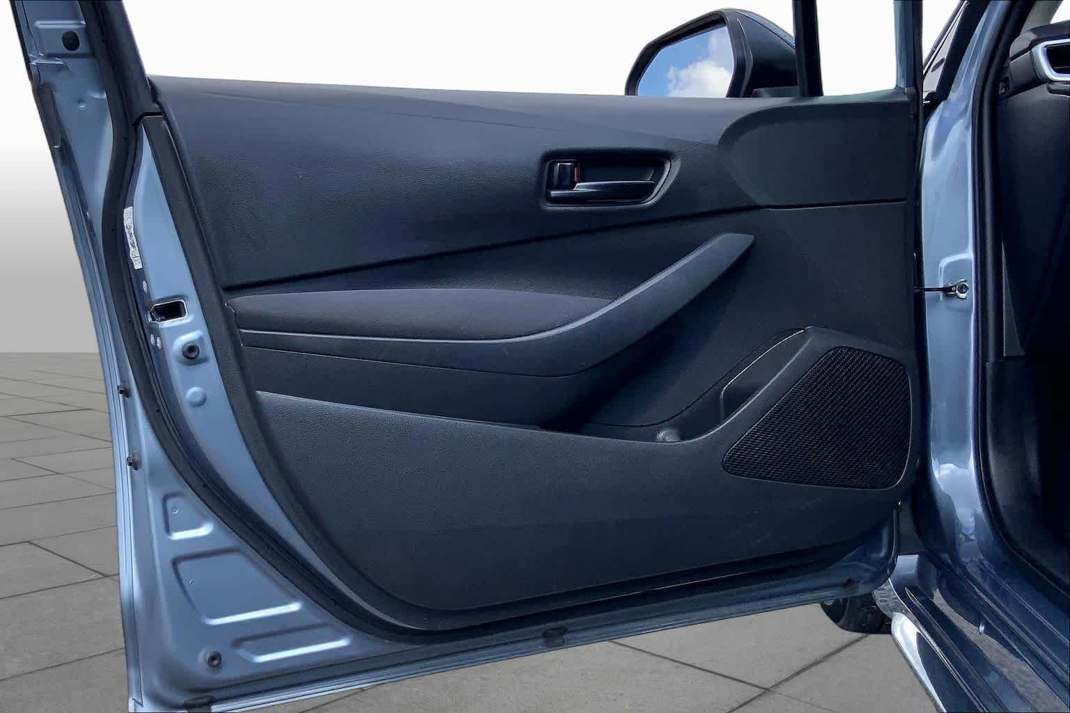 Used 2024 Celestite Toyota LE image 21