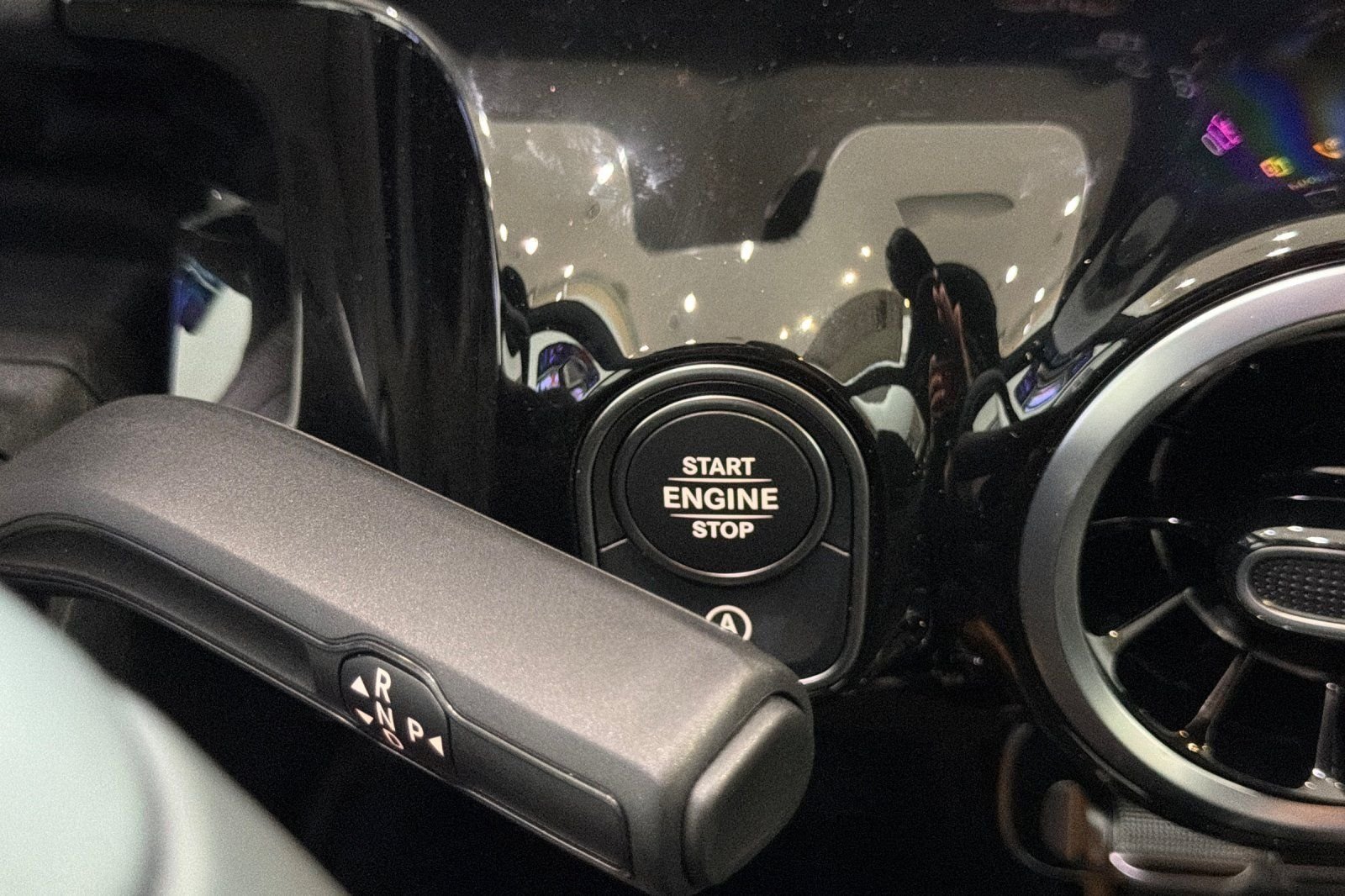 New 2026 Polar White Mercedes-Benz GLA 250 image 17