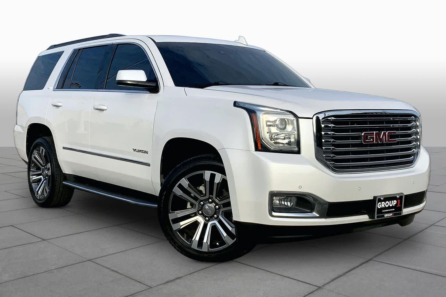 Used 2018 White Frost Tricoat GMC SLT image 3