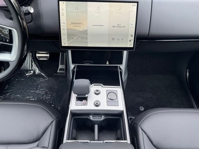 New 2027 Santorini Black Land Rover SE image 28
